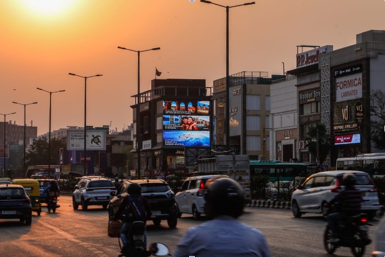 gautam-bhirani-dooh-future-interview-eyetalk,